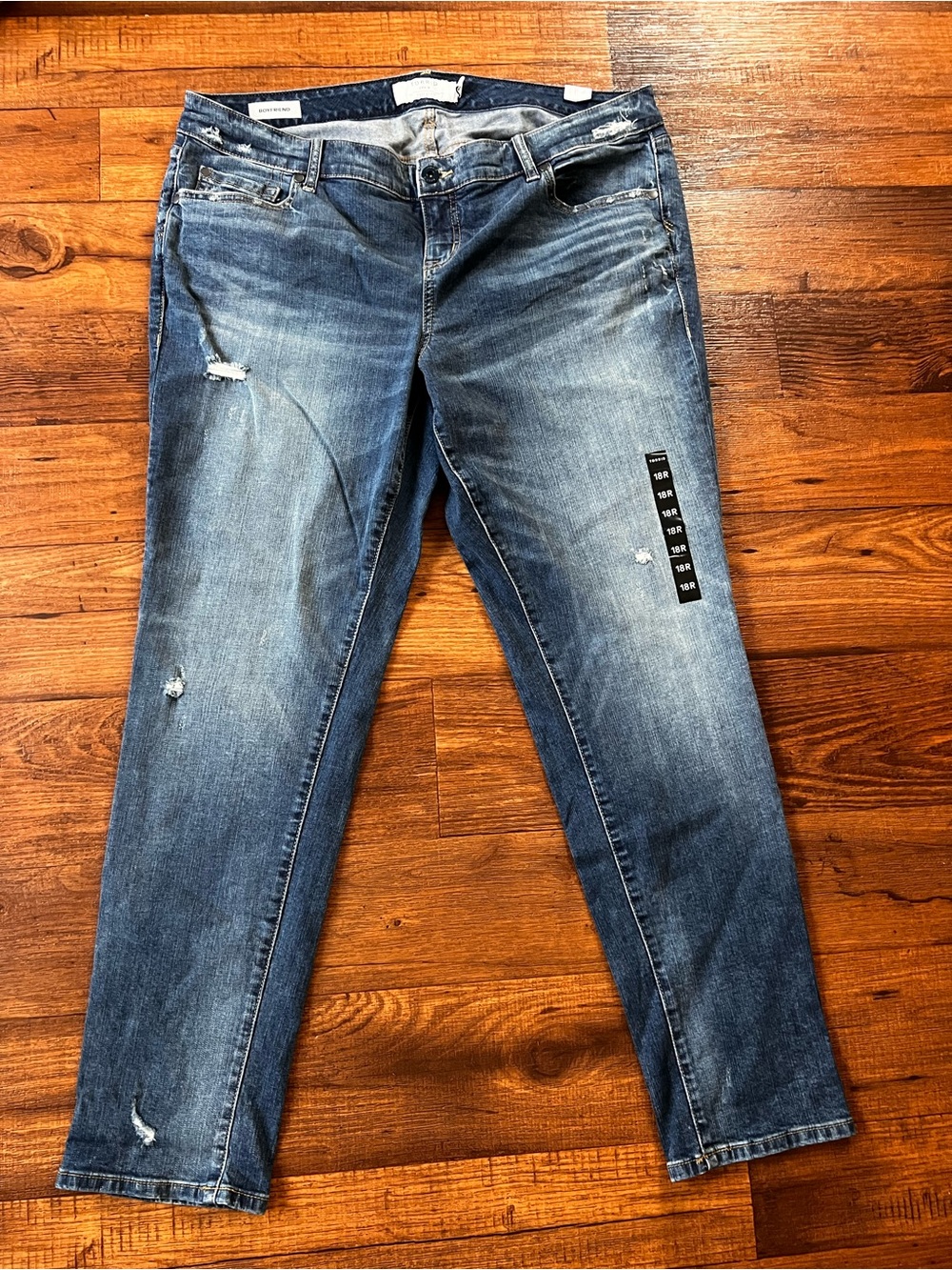 Torrid Boyfriend Women’s Distressed Mid-Wash Blue Jeans